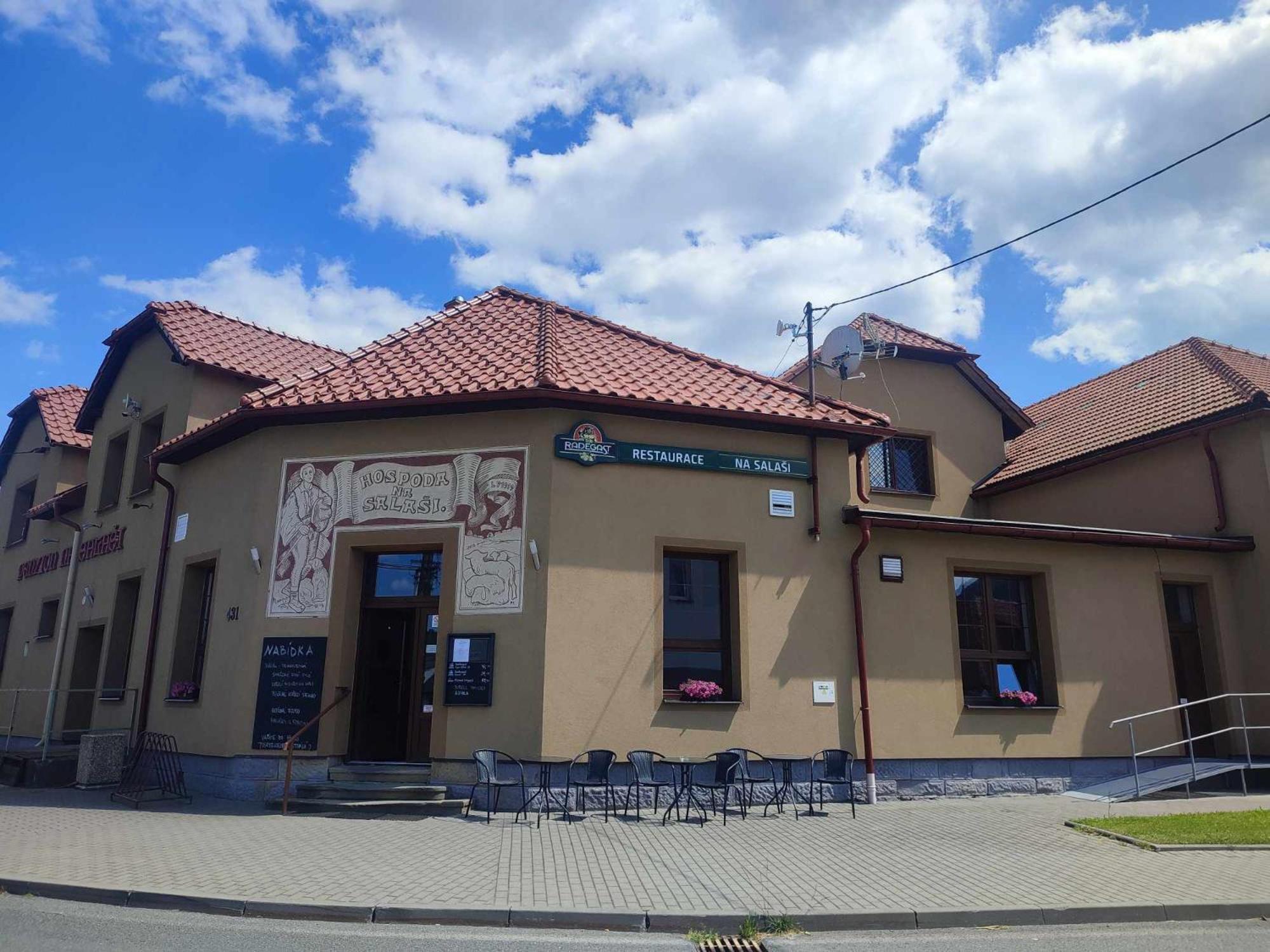 Penzion A Restaurace Na Salasi Hutisko Екстериор снимка