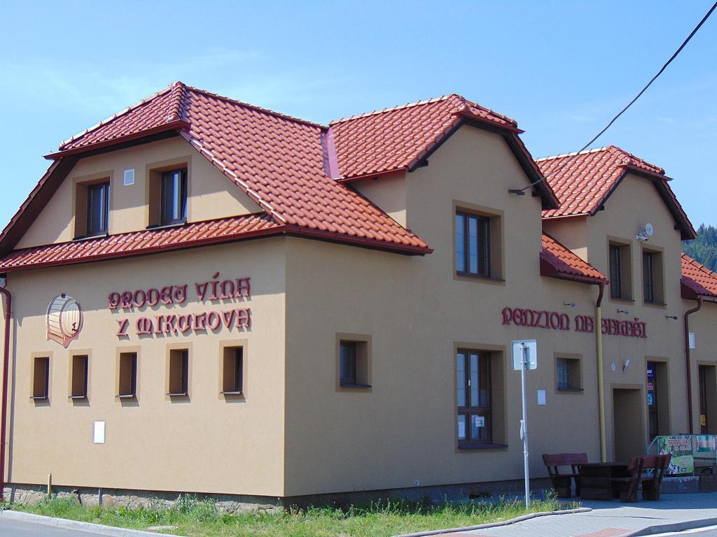 Penzion A Restaurace Na Salasi Hutisko Екстериор снимка