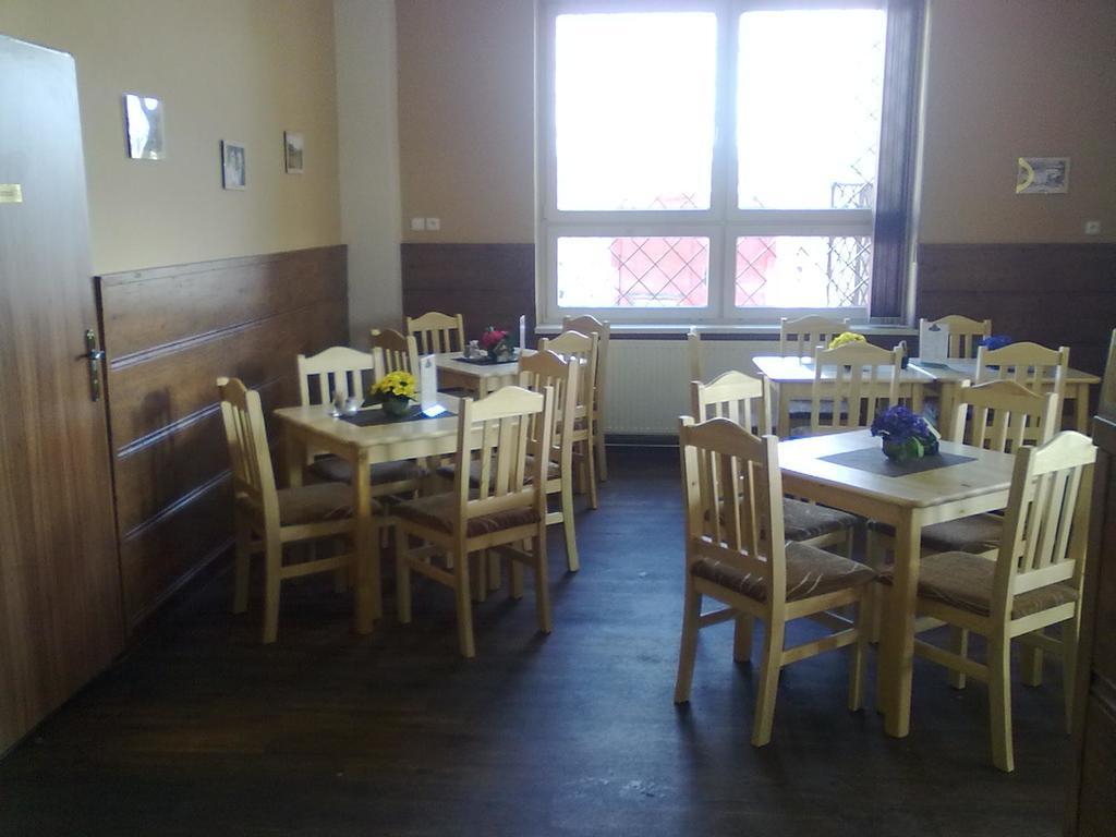 Penzion A Restaurace Na Salasi Hutisko Екстериор снимка